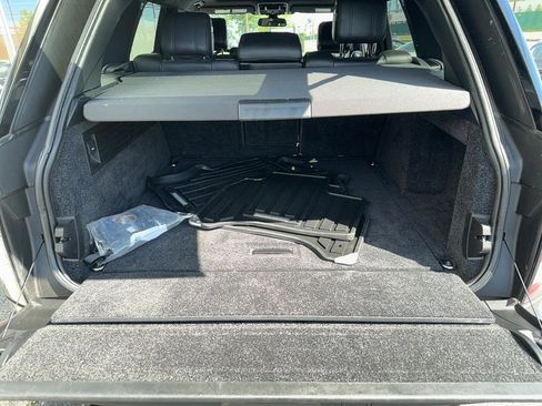 Used 2016 Land Rover Range Rover Supercharged AWD/4WD image 29