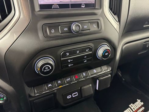 Used 2025 Chevrolet Silverado 1500 Custom Trail Boss image 18