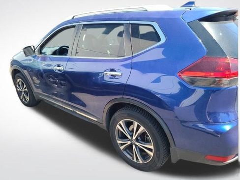 Used 2018 Nissan Rogue SL w/ Premium Package AWD/4WD image 2