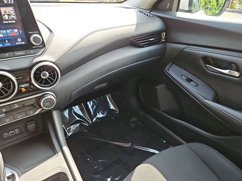 Certified 2024 Nissan Sentra SV FWD image 23
