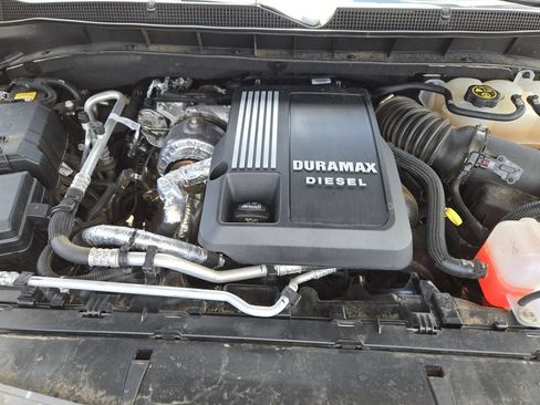 Used 2023 Chevrolet Tahoe Premier AWD/4WD image 27