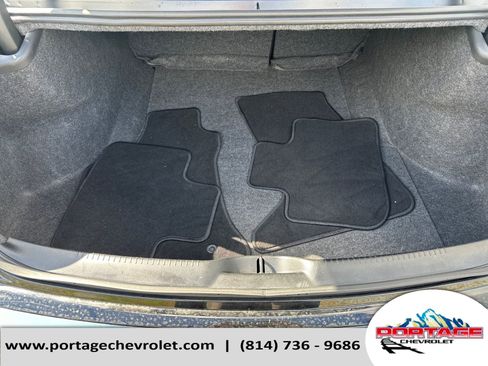 Used 2022 Chrysler 300 Touring image 25