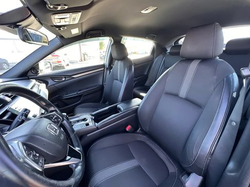 Used 2020 Honda Civic Sport image 12