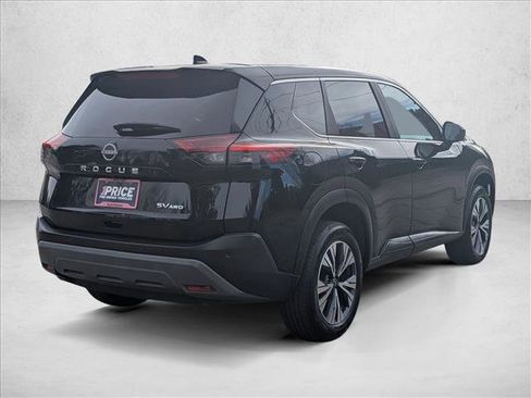 Used 2023 Nissan Rogue SV image 5