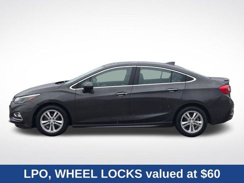 Used 2017 Chevrolet Cruze Premier FWD image 8