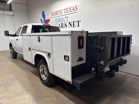 Used 2021 RAM 3500 Tradesman w/ Chrome Appearance Group image 10