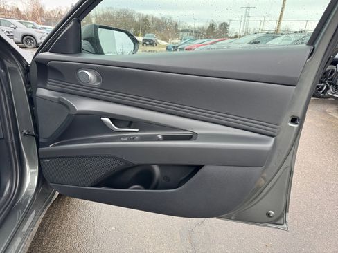 New 2026 Hyundai Elantra Limited w/ Cargo Package FWD image 27