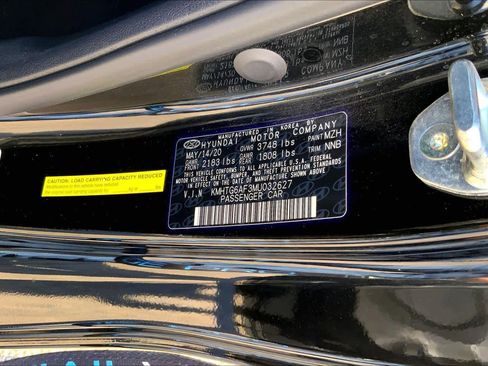 Used 2021 Hyundai Veloster 2.0 Premium image 30