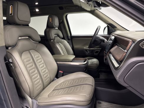 Used 2023 Rivian R1T Adventure image 23