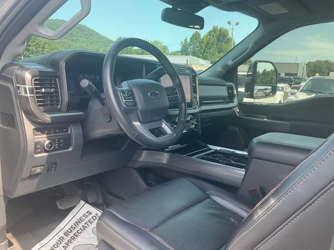 Used 2024 Ford F250 Lariat w/ Lariat Ultimate Package AWD/4WD image 15
