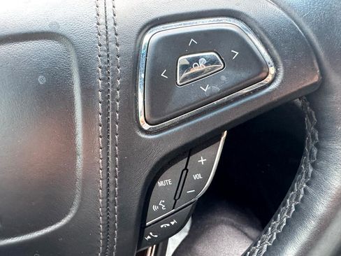 Used 2017 Lincoln MKZ Reserve w/ Climate Package image 18