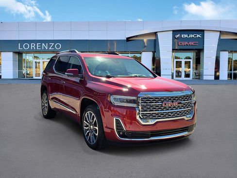Used 2022 GMC Acadia Denali w/ Denali Ultimate Package FWD image 3