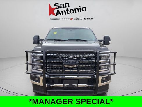 Used 2024 Ford F250 Lariat w/ Lariat Ultimate Package image 2