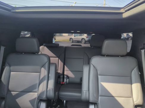 Certified 2022 Chevrolet Tahoe LT w/ Luxury Package AWD/4WD image 34