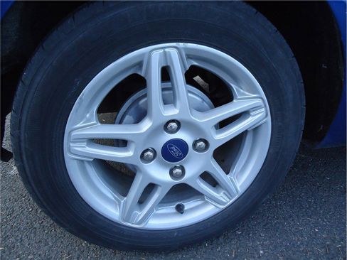 Used 2018 Ford Fiesta SE image 24