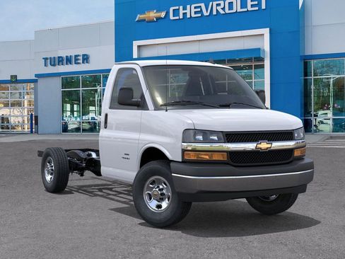 New 2025 Chevrolet Express 3500 w/ Power Convenience Package RWD image 37