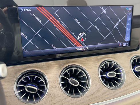 Used 2019 Mercedes-Benz E 450 Cabriolet image 22