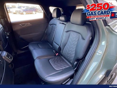 Used 2025 Kia Sportage X-Line AWD/4WD image 26