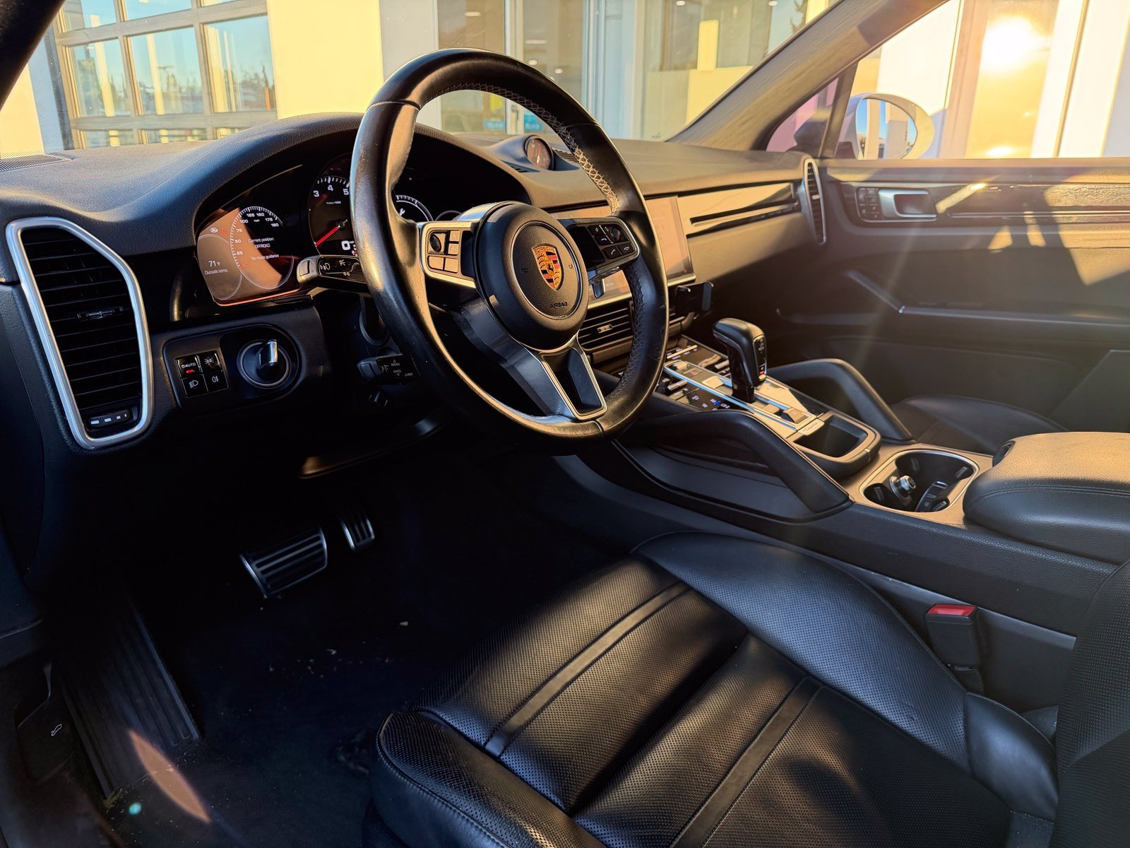 Used 2019 Porsche Cayenne S w/ Premium Plus Package AWD/4WD image 14