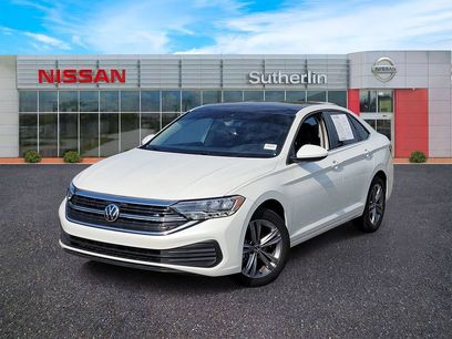 Used 2023 Volkswagen Jetta SE