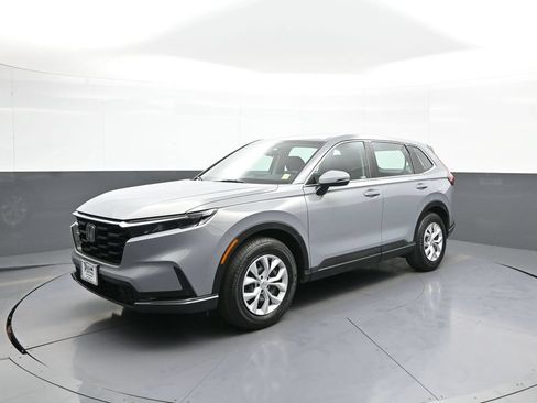Used 2024 Honda CR-V LX image 1