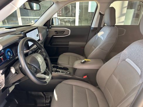 Used 2025 Ford Bronco Sport Badlands AWD/4WD image 13