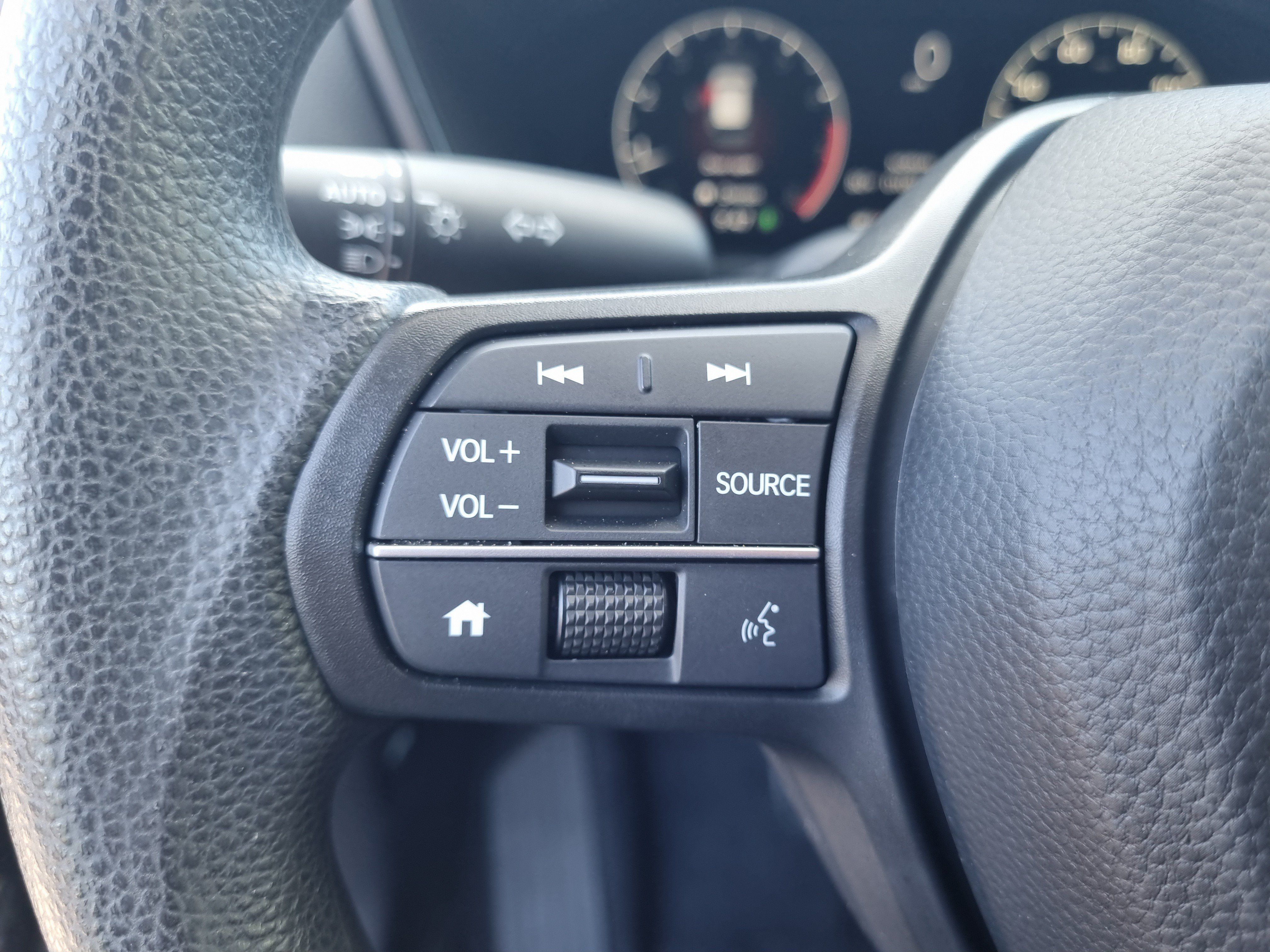 Used 2024 Honda CR-V LX image 27