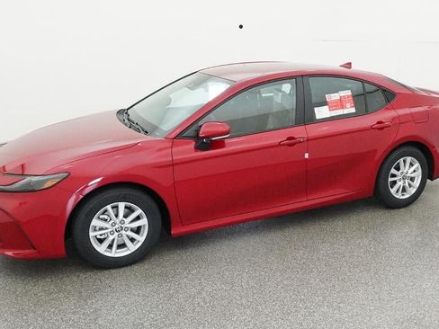 New 2026 Toyota Camry LE FWD image 2
