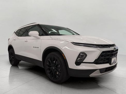 Used 2024 Chevrolet Blazer LT w/ Convenience Package AWD/4WD image 1