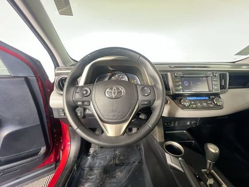 Used 2014 Toyota RAV4 Limited w/ Technology Package FWD image 14