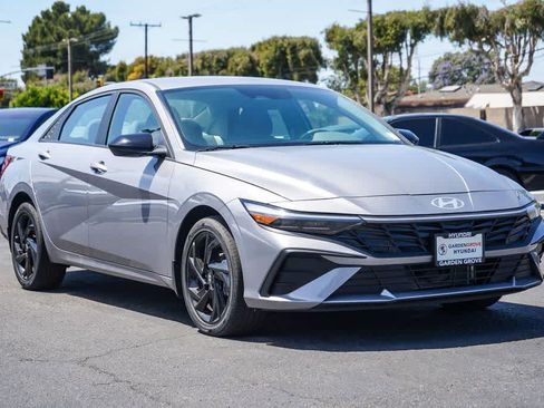 New 2026 Hyundai Elantra Sport FWD image 3