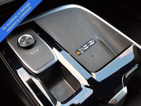 Used 2025 Buick Enclave Preferred image 23