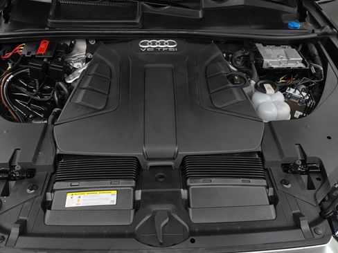 Used 2018 Audi Q7 3.0T Prestige w/ Prestige Package AWD/4WD image 37