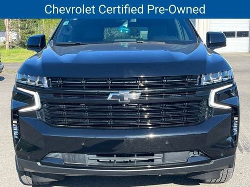 Used 2024 Chevrolet Suburban RST w/ Luxury Package AWD/4WD image 2