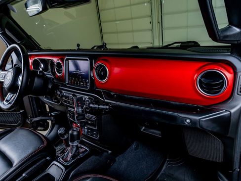 Used 2023 Jeep Gladiator Rubicon w/ LED Lighting Group image 18