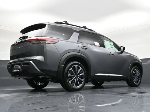 New 2026 Nissan Pathfinder Platinum image 33