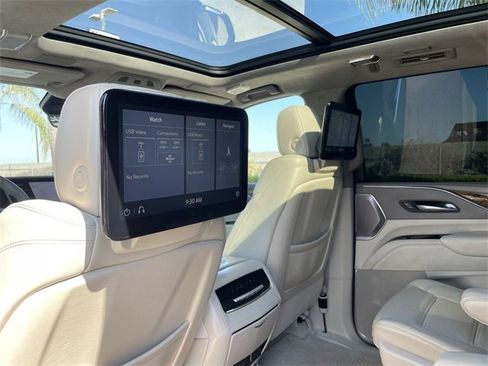 Used 2021 Cadillac Escalade Sport Platinum image 35