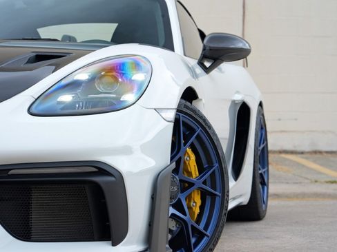 Used 2024 Porsche 718 Cayman GT4 RS w/ Weissach Package RWD image 57