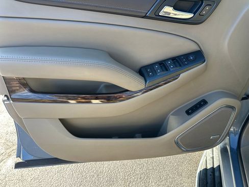 Used 2016 GMC Yukon XL SLT w/ Open Road Package image 12