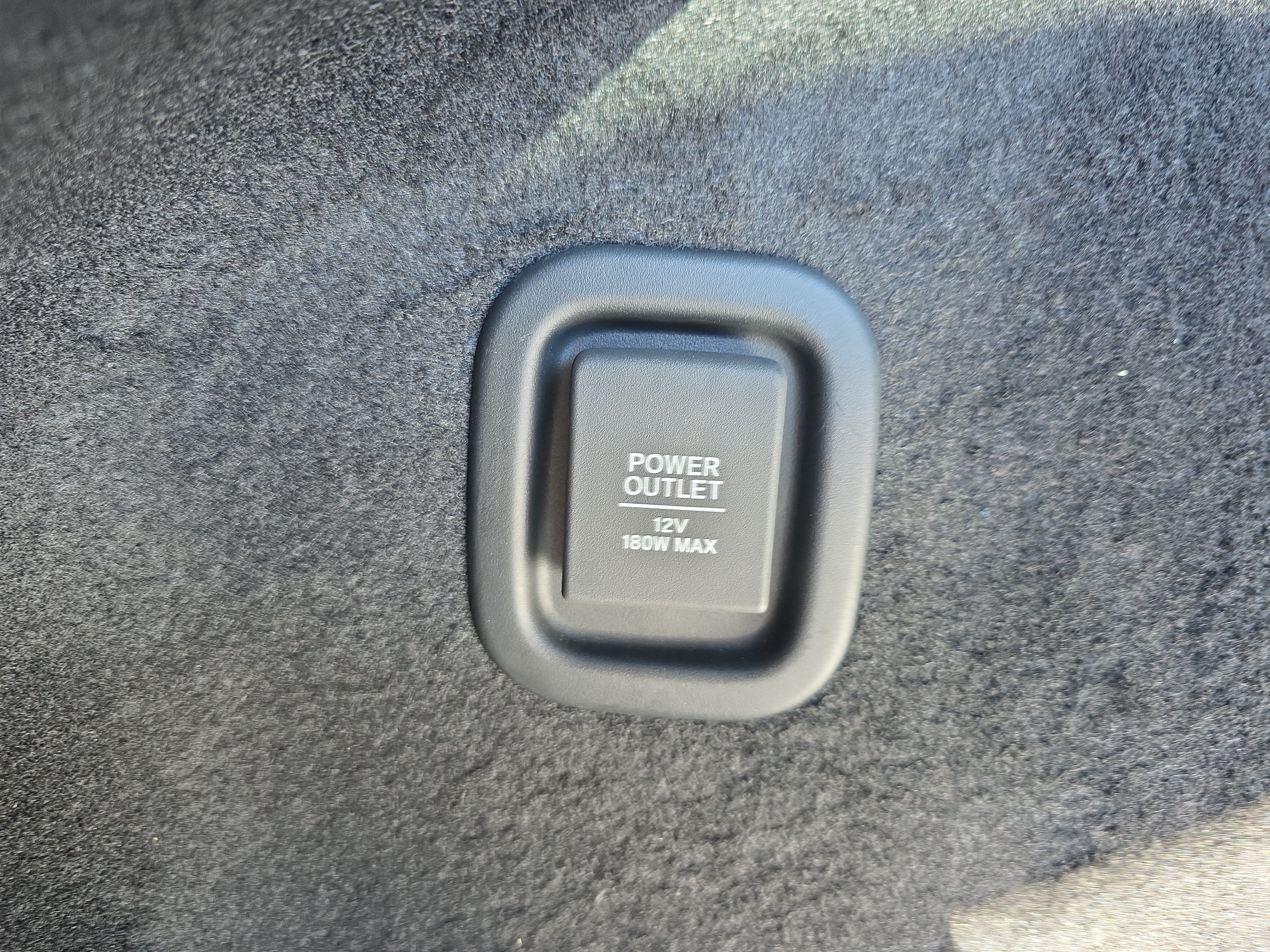 Used 2023 Honda Passport Elite image 17