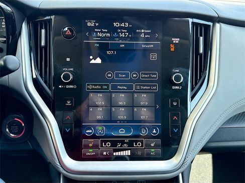 Used 2024 Subaru Outback Premium image 15