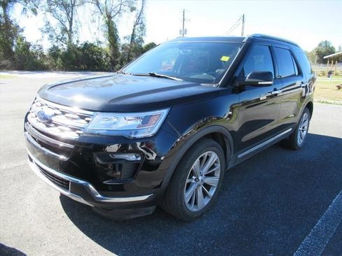 Used 2019 Ford Explorer Limited w/ Class III Trailer Tow Package image 2