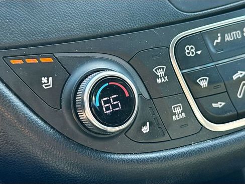 Used 2016 Chevrolet Malibu Premier w/ Driver Confidence Package FWD image 15