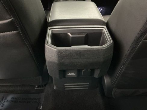 Used 2024 Toyota Tacoma TRD Off-Road image 25