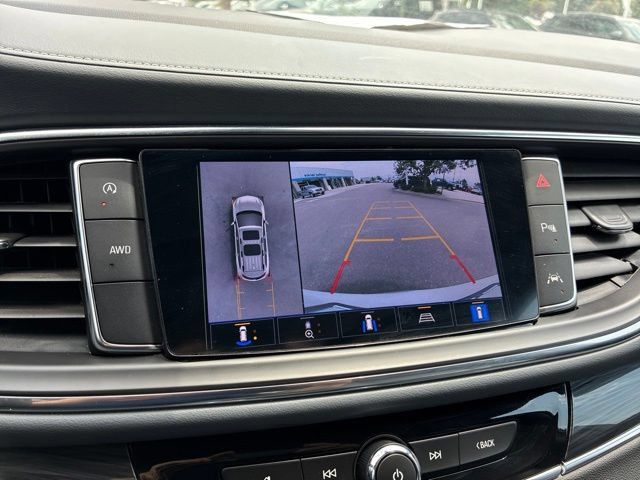 Used 2024 Buick Enclave Premium AWD/4WD image 24