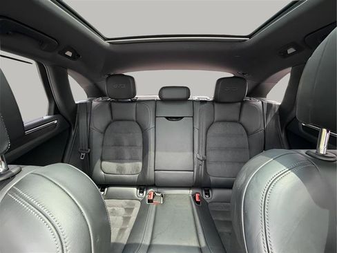 Used 2018 Porsche Macan GTS AWD/4WD image 66