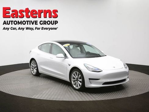 Used 2019 Tesla Model 3 Standard Range RWD image 46