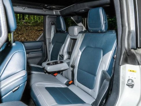 Used 2021 Ford Bronco First Edition AWD/4WD image 37