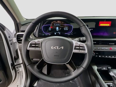 New 2025 Kia Telluride LX image 11