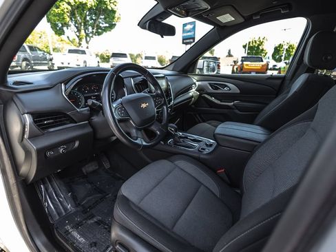 Used 2022 Chevrolet Traverse LT AWD/4WD image 18